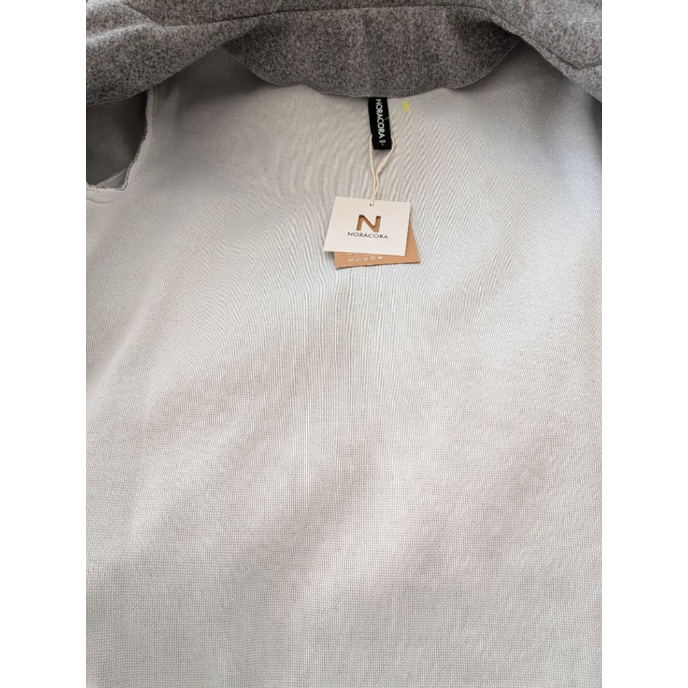 Women's Noracora Grey Coat with Black Buttons Size L - Picture 6 of 10